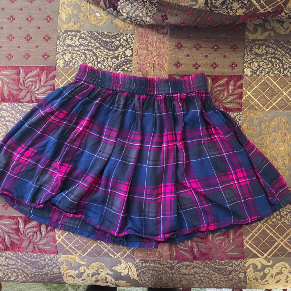 Plaid mini skirt
